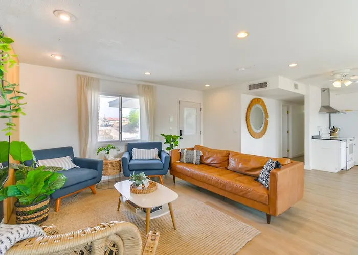 Water Views & Close To Beach: In Havasu * Lake Havasu City